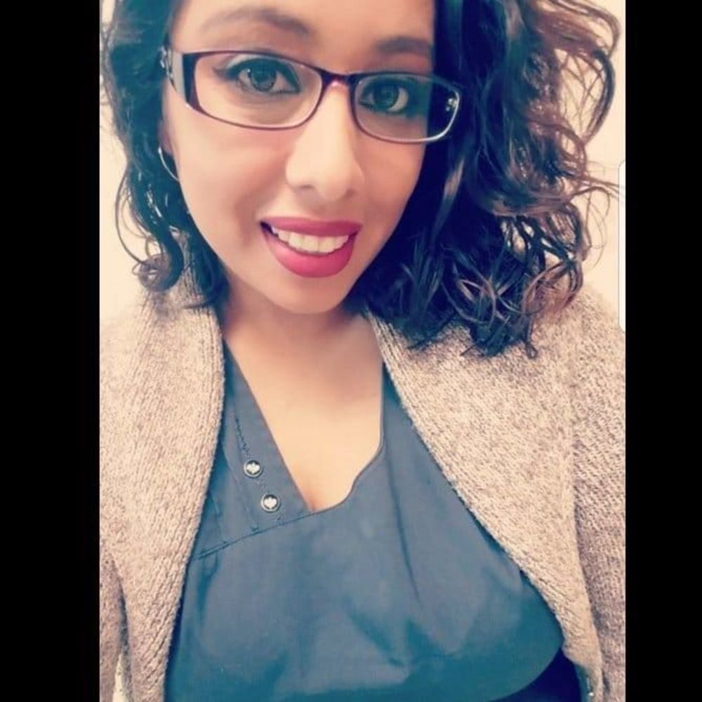 Meet your Posher, Ambar